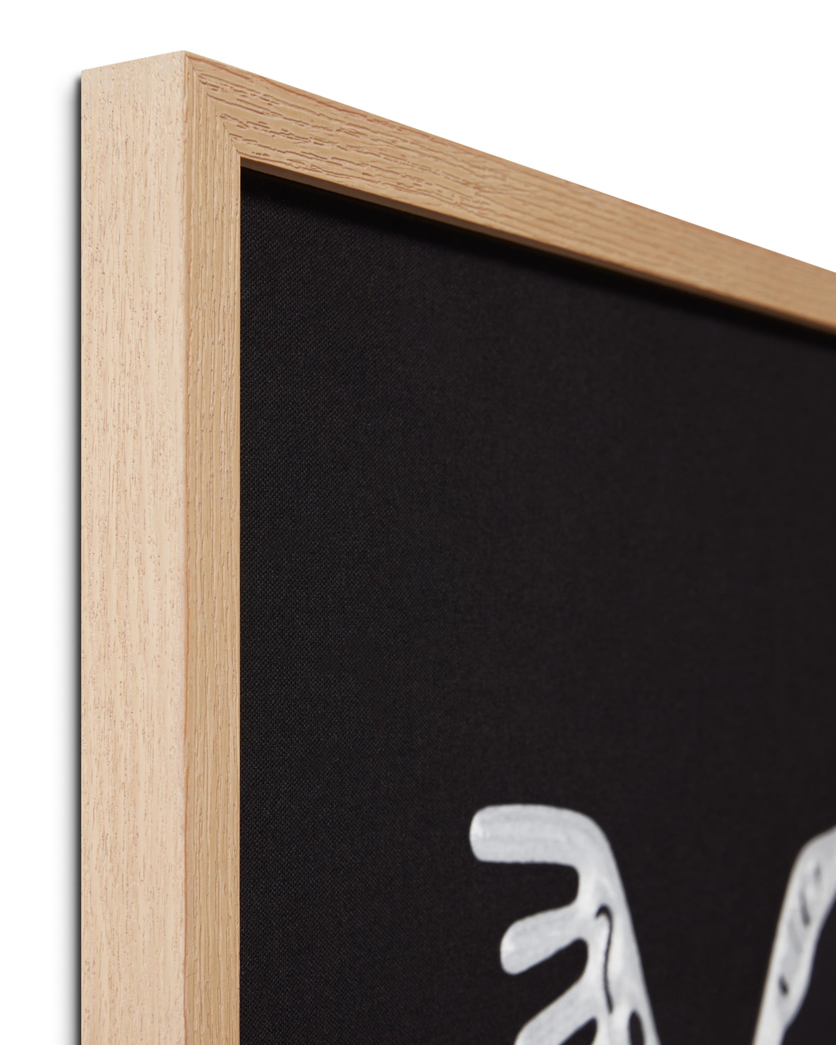 Oni Black / Ivory shown from another angle.
