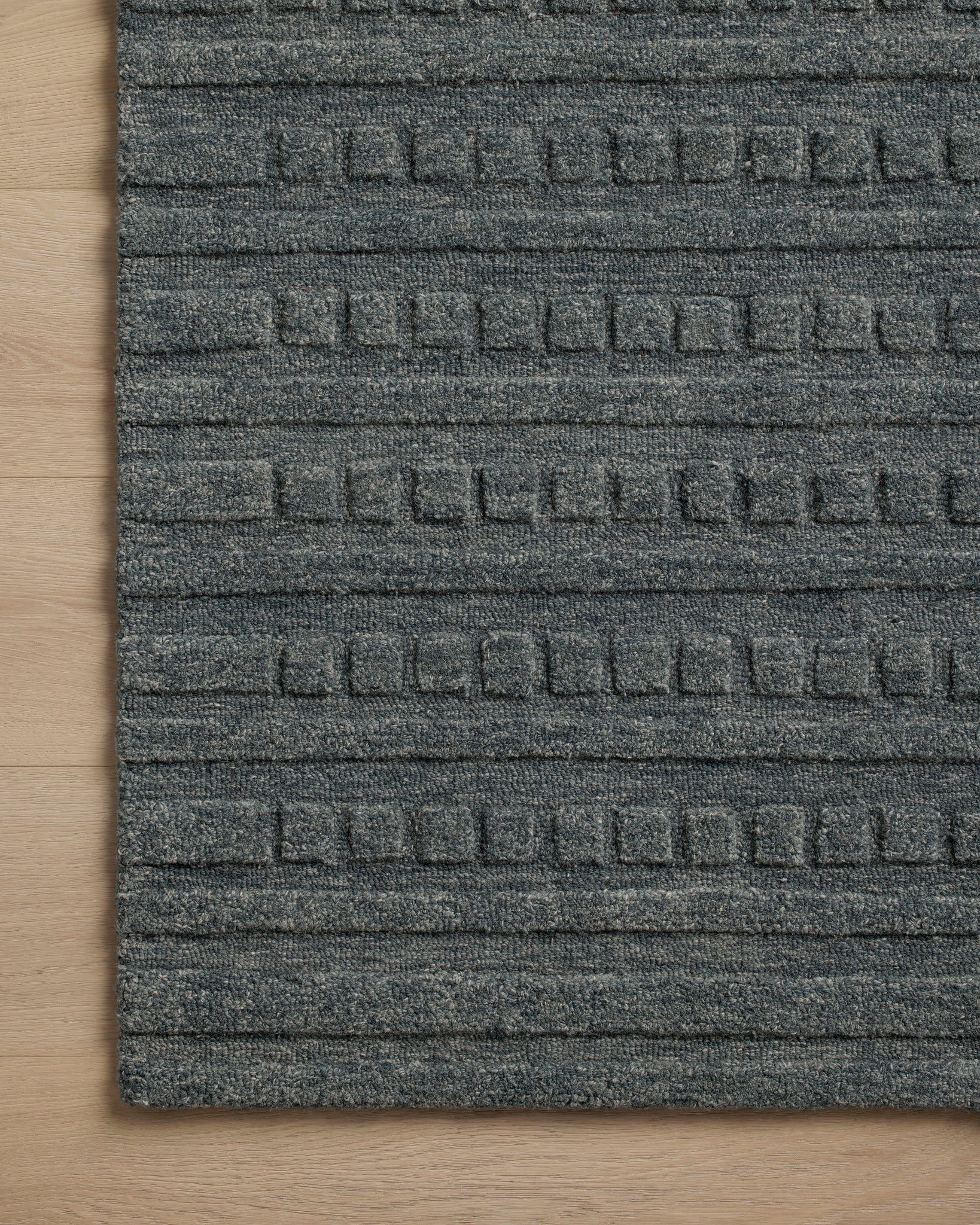 Bradley Teal / Teal shown from a different angle to reveal its pattern.