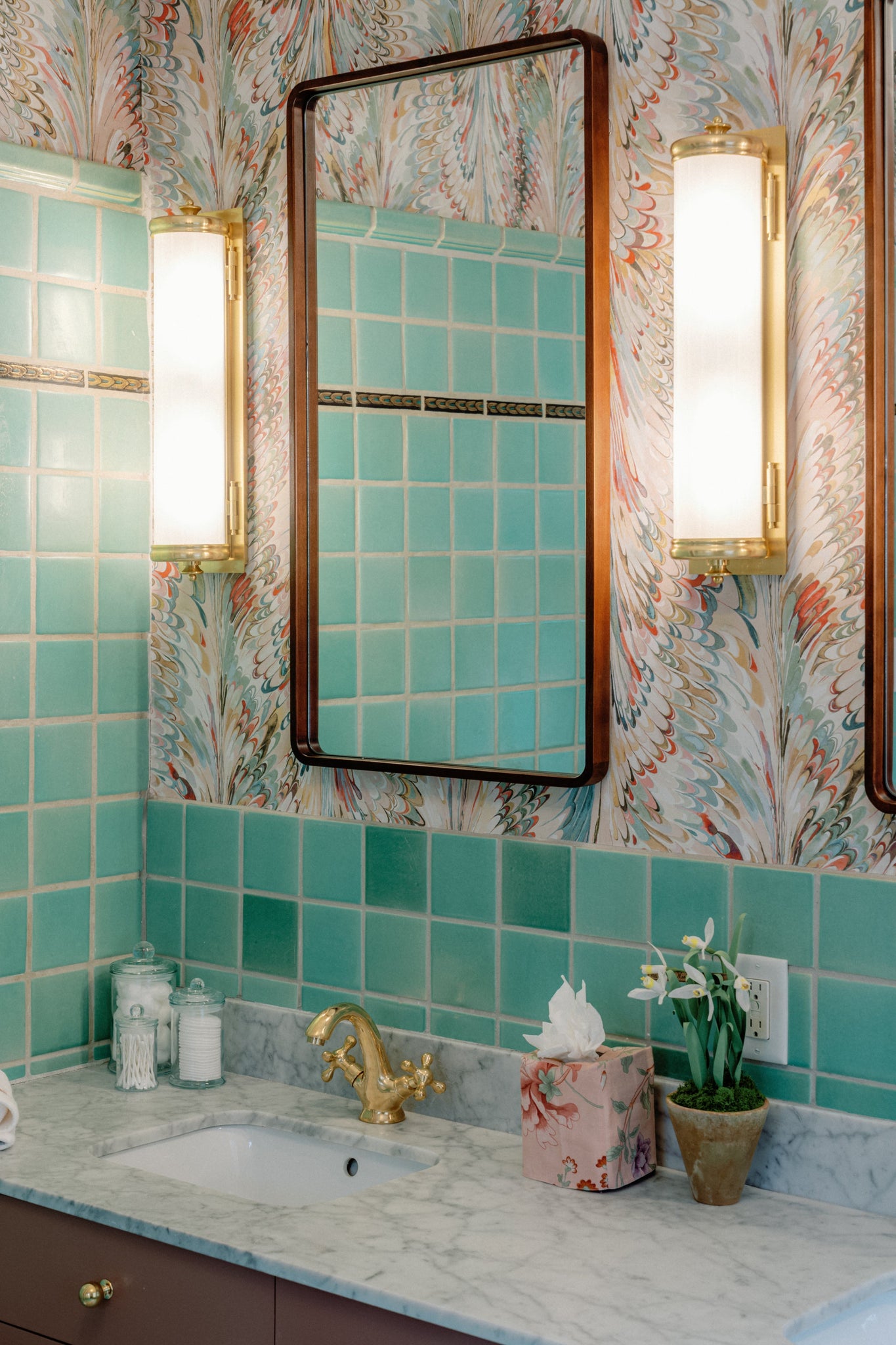 Bristol Bath And Vanity 5" x 20" in aged brass styled in a primary ensuite for warm, layered light at Laurie Yapp Home.