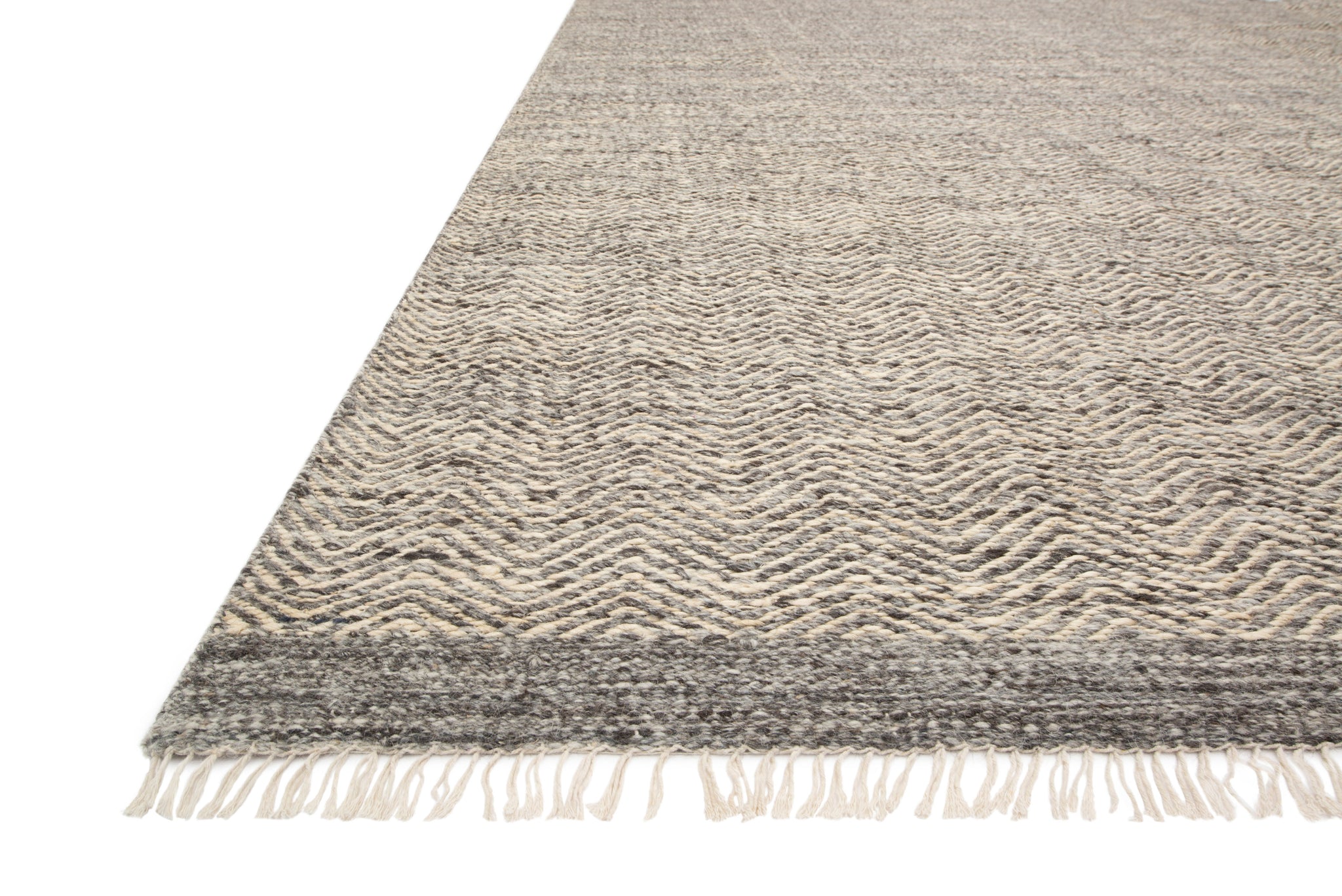 Side view of the Omen Grey rug.