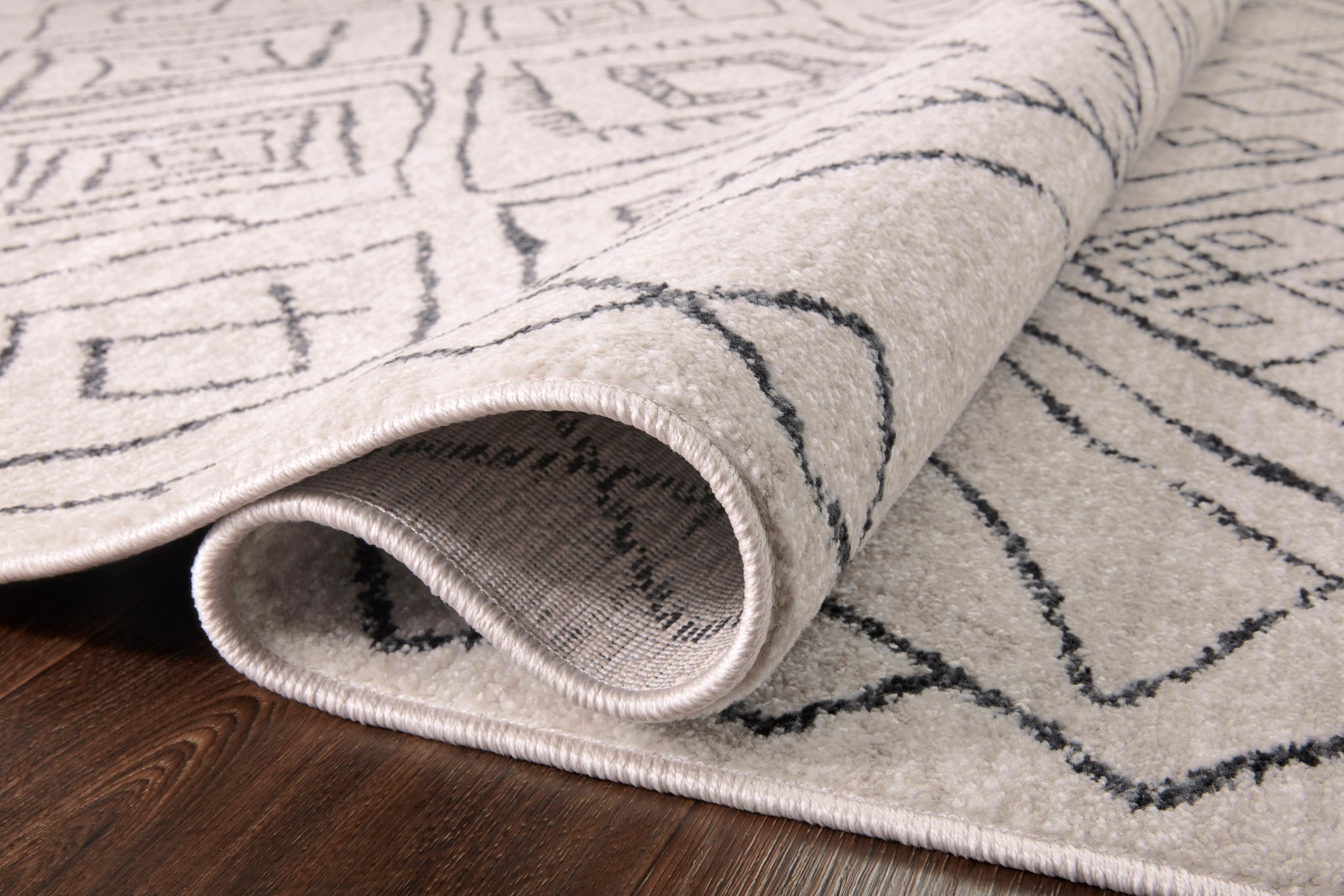 Vance Dove / Charcoal shown from a different angle to reveal its pattern.