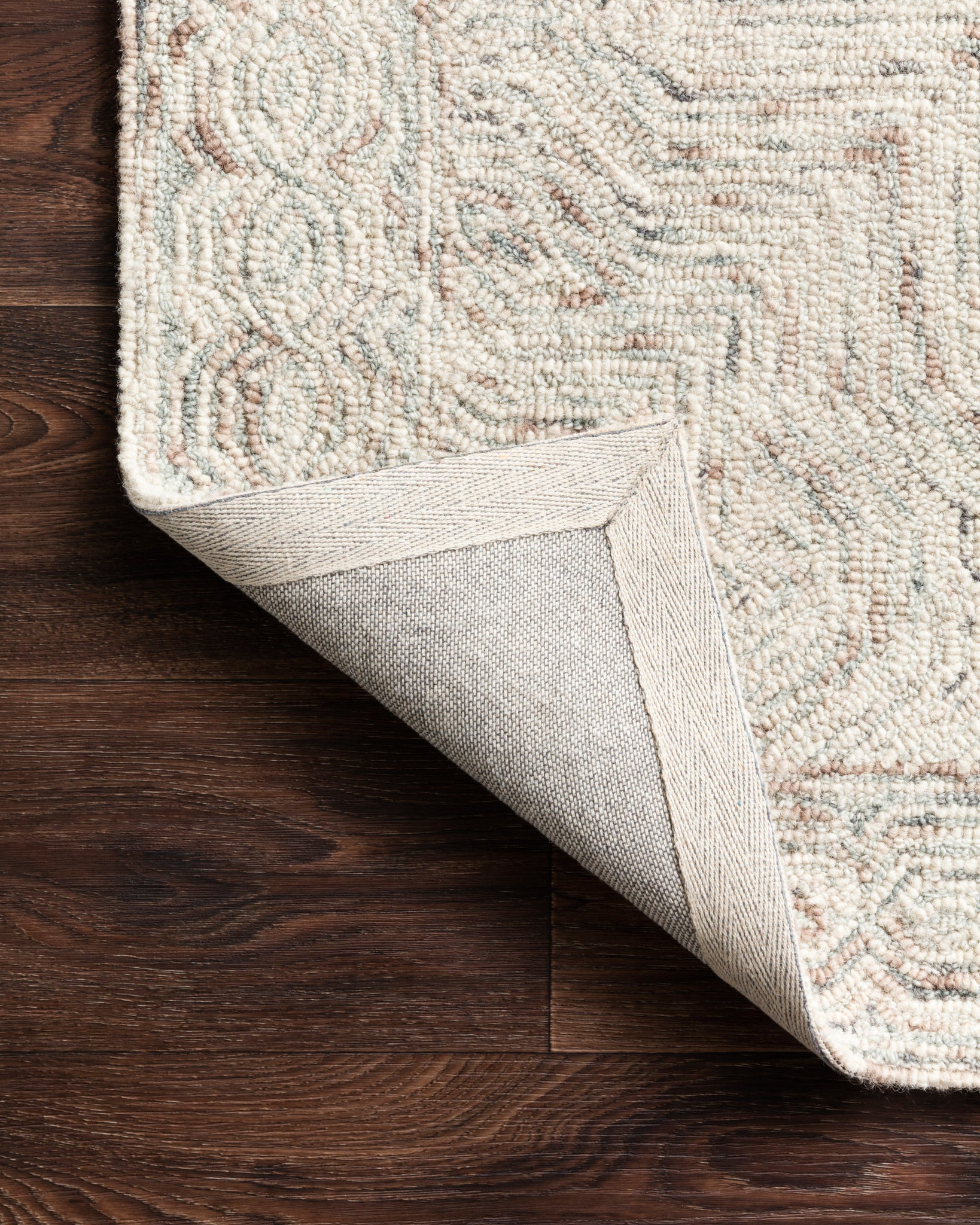 Ziva Neutral shown from another angle.