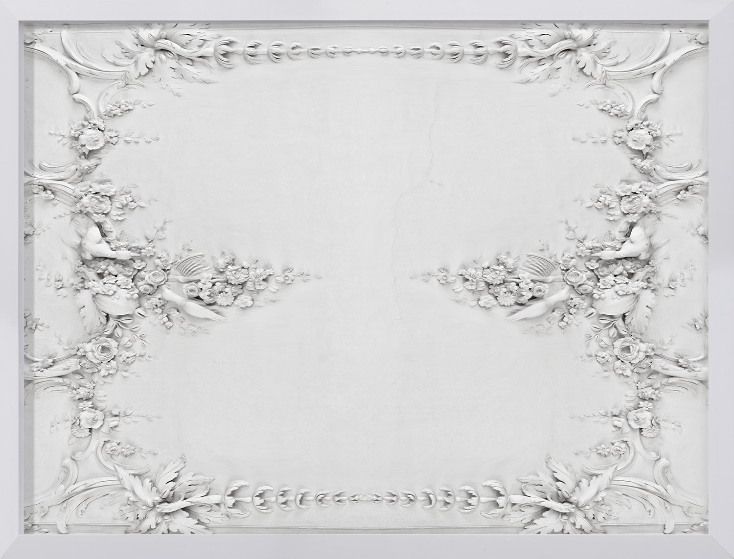 Plafond Decoratif II wall art featuring intricate white floral and bird relief design.