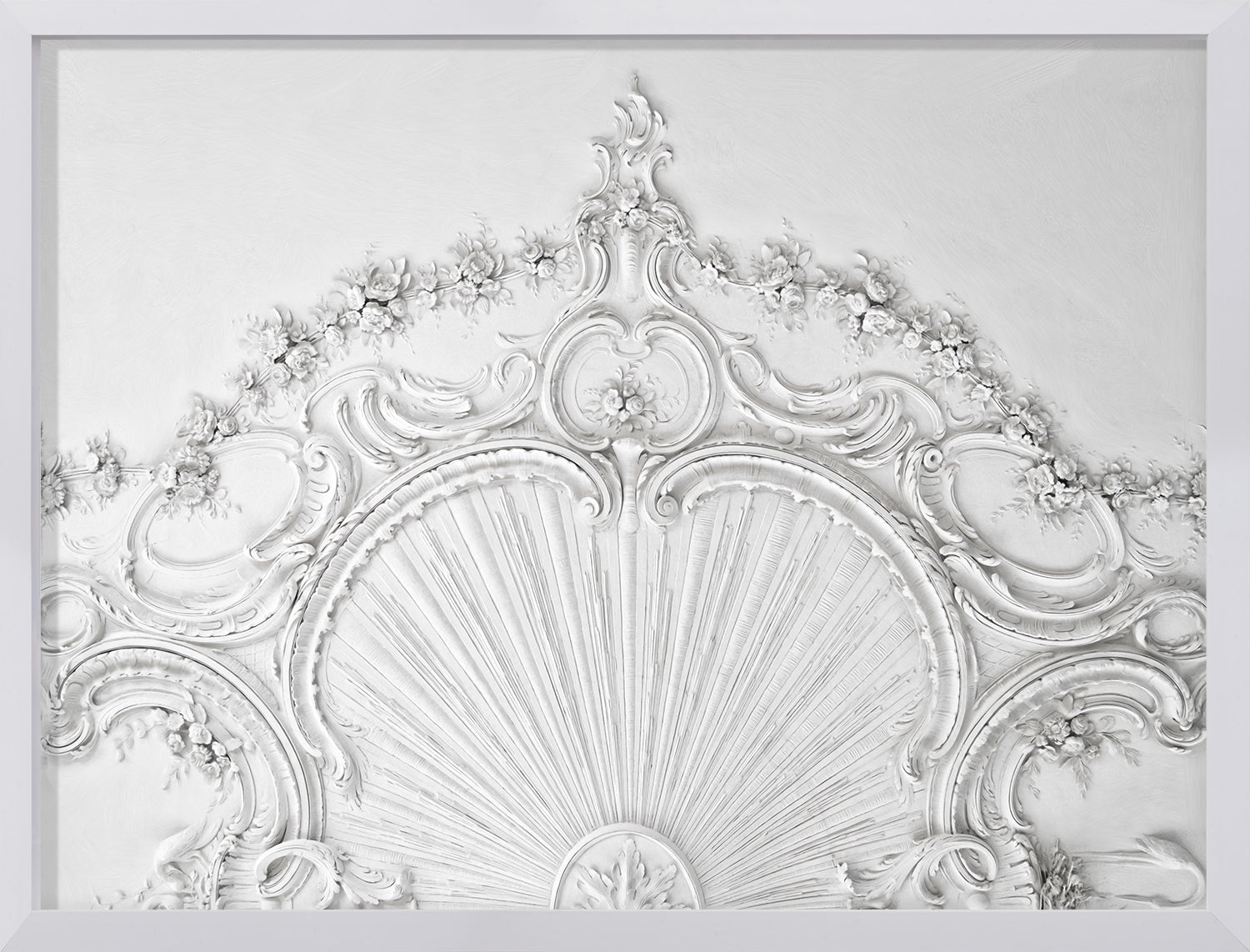 Plafond Decoratif III wall art featuring intricate white floral relief design.