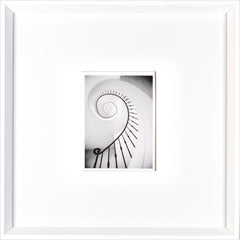 17 × 17 in – White Frame