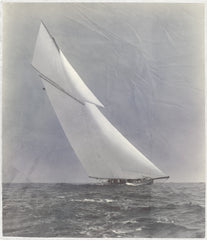 47 × 54.5 in – Acrílico