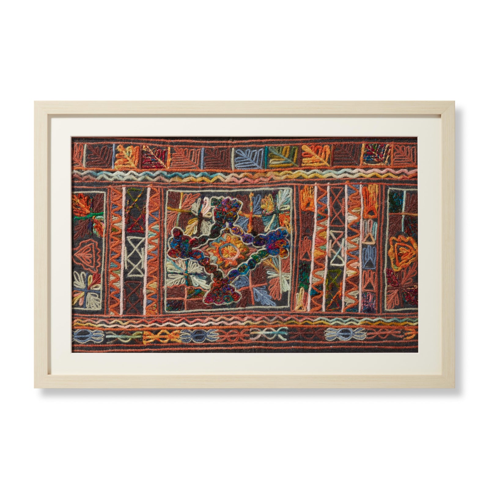 Ravi Green / Multi — a Loloi artwork at Laurie Yapp Home.