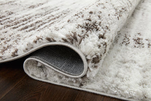 Close-up detail of the Bliss Shag Grey / Cream showing its pile and weave.
