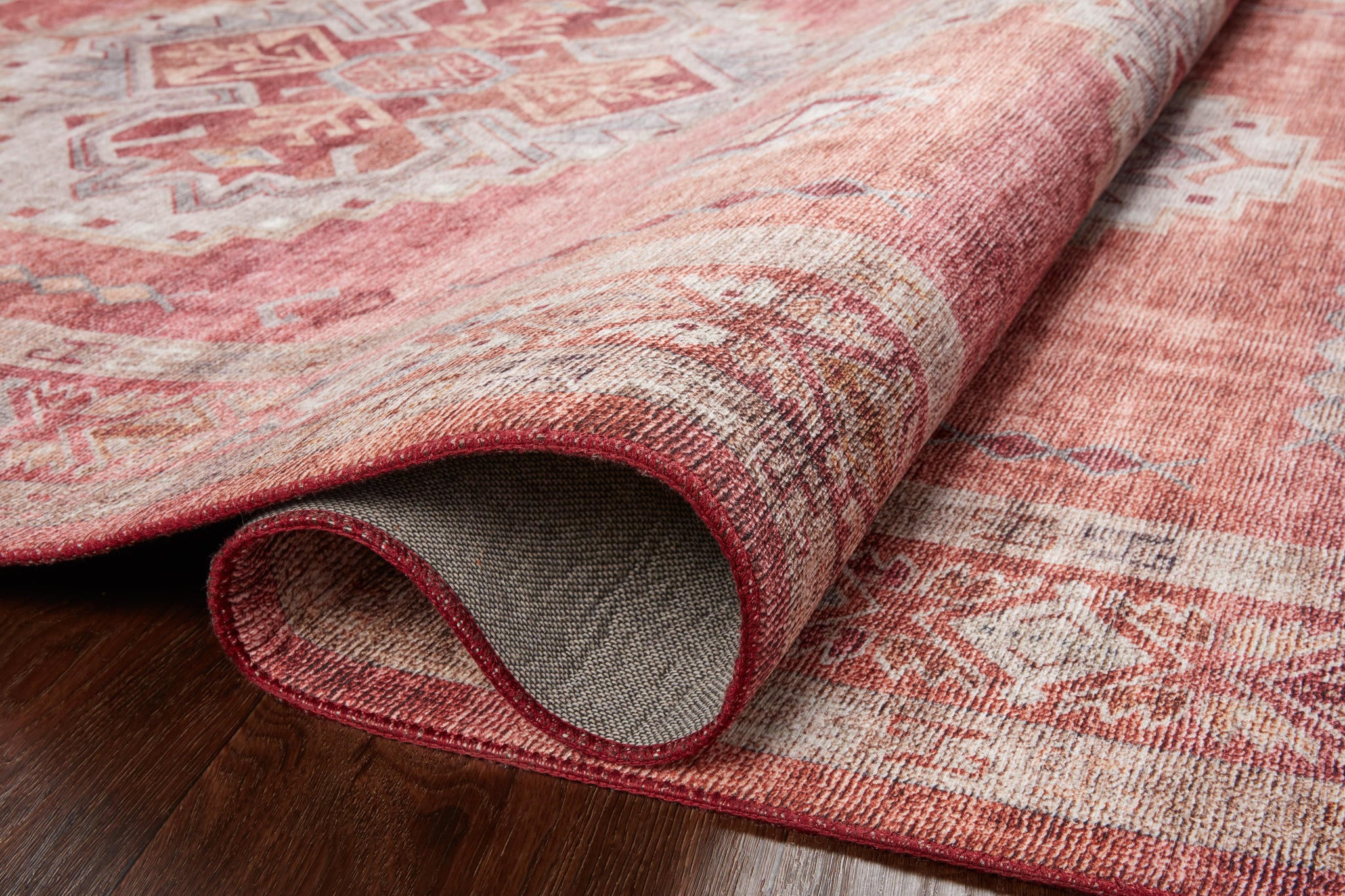 Heidi Sunset / Natural styled in a living room at Laurie Yapp Home.