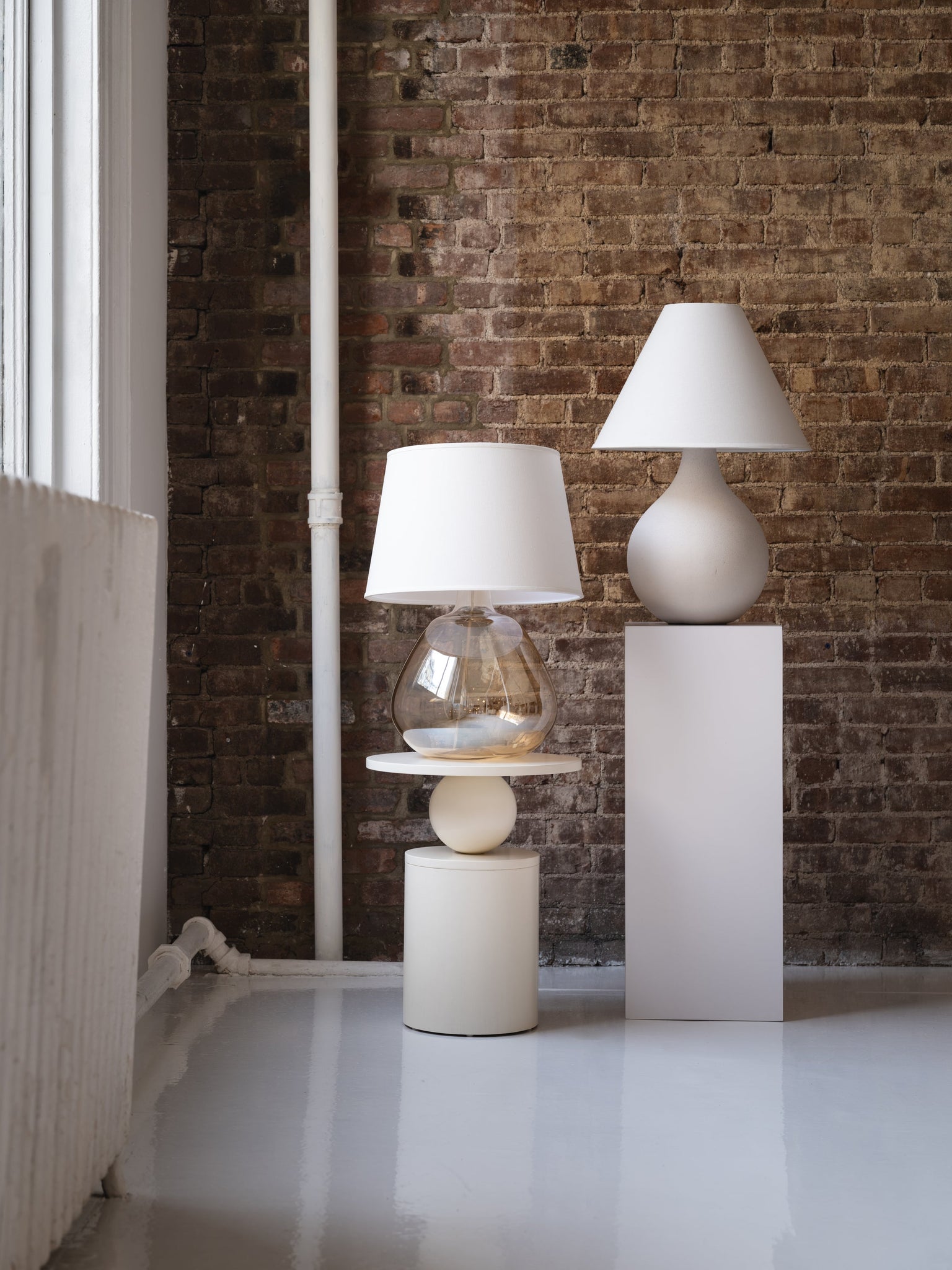 Thea Table Lamp - Lifestyle [HL776201-AGB]