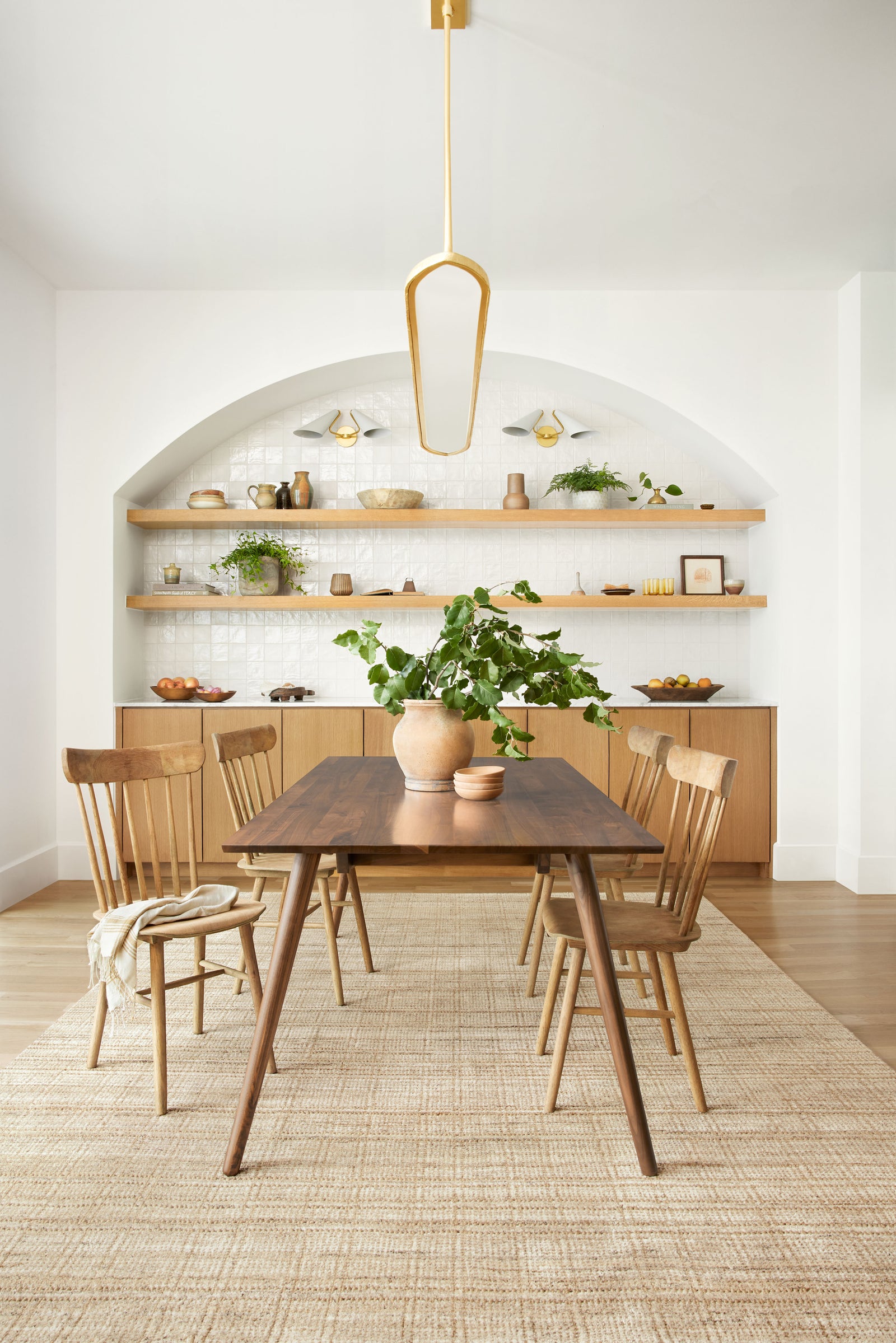 Jamie Natural / Sand — a Loloi rug at Laurie Yapp Home.
