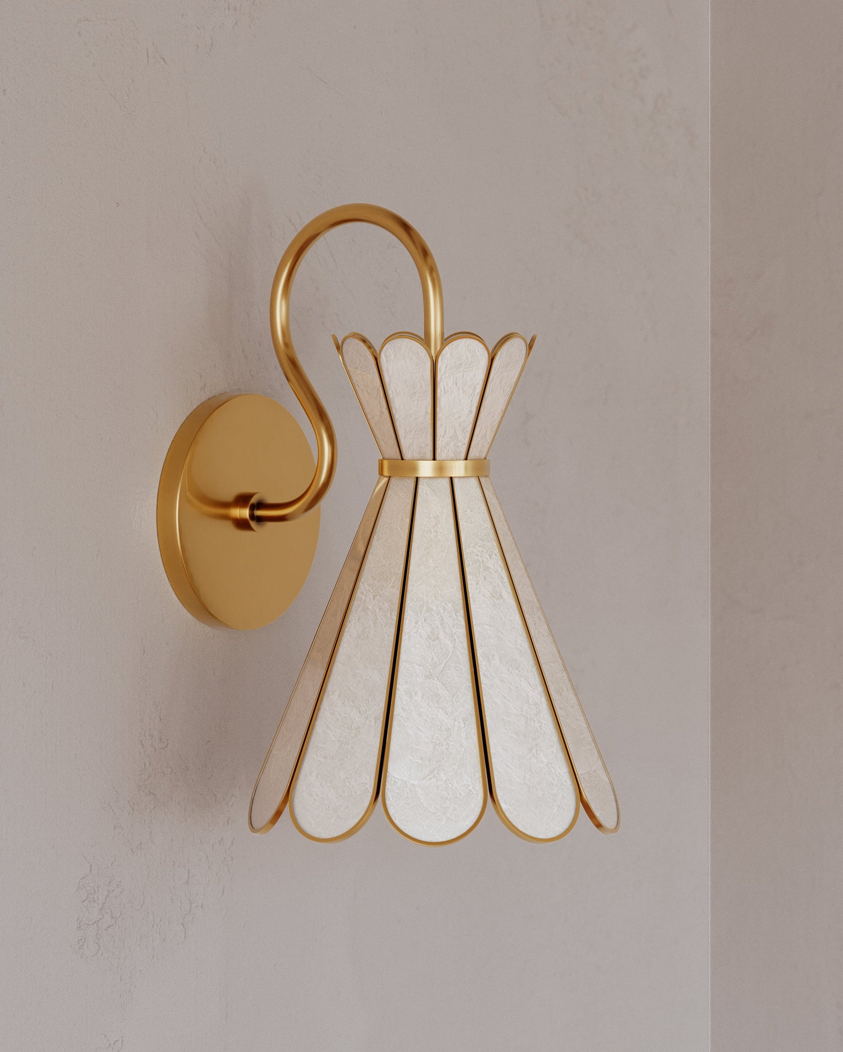 Lyra Wall Sconce - Lifestyle [H662101-AGB]
