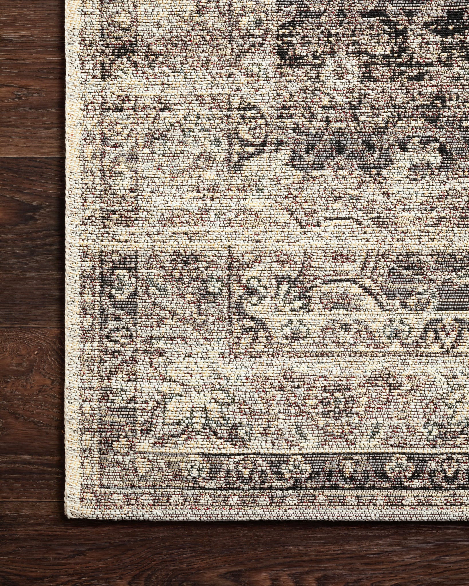 Close-up detail of the Mika Stone / Ivory showing its pile and weave.