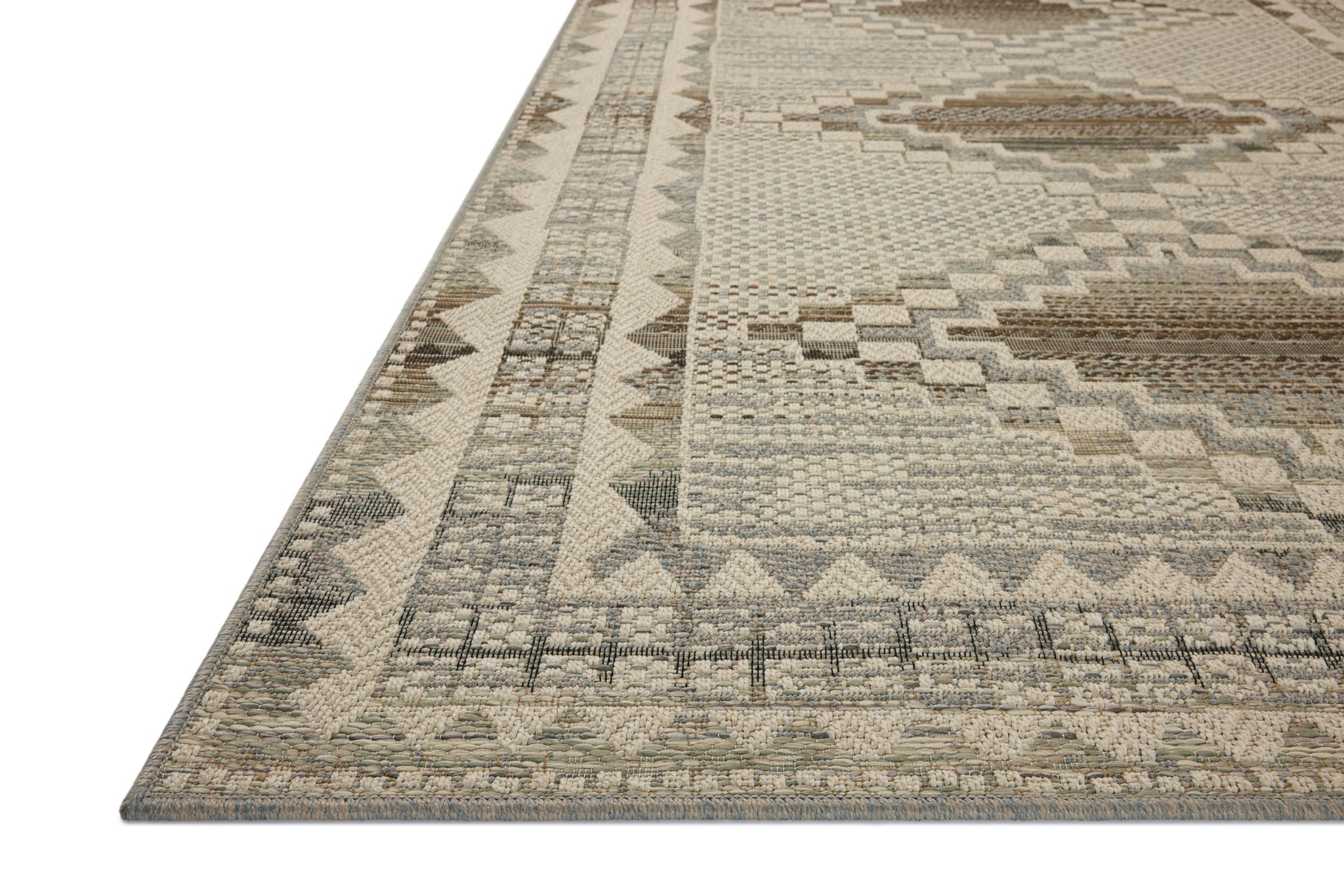 Saylor Ivory / Granite shown from a different angle to reveal its pattern.