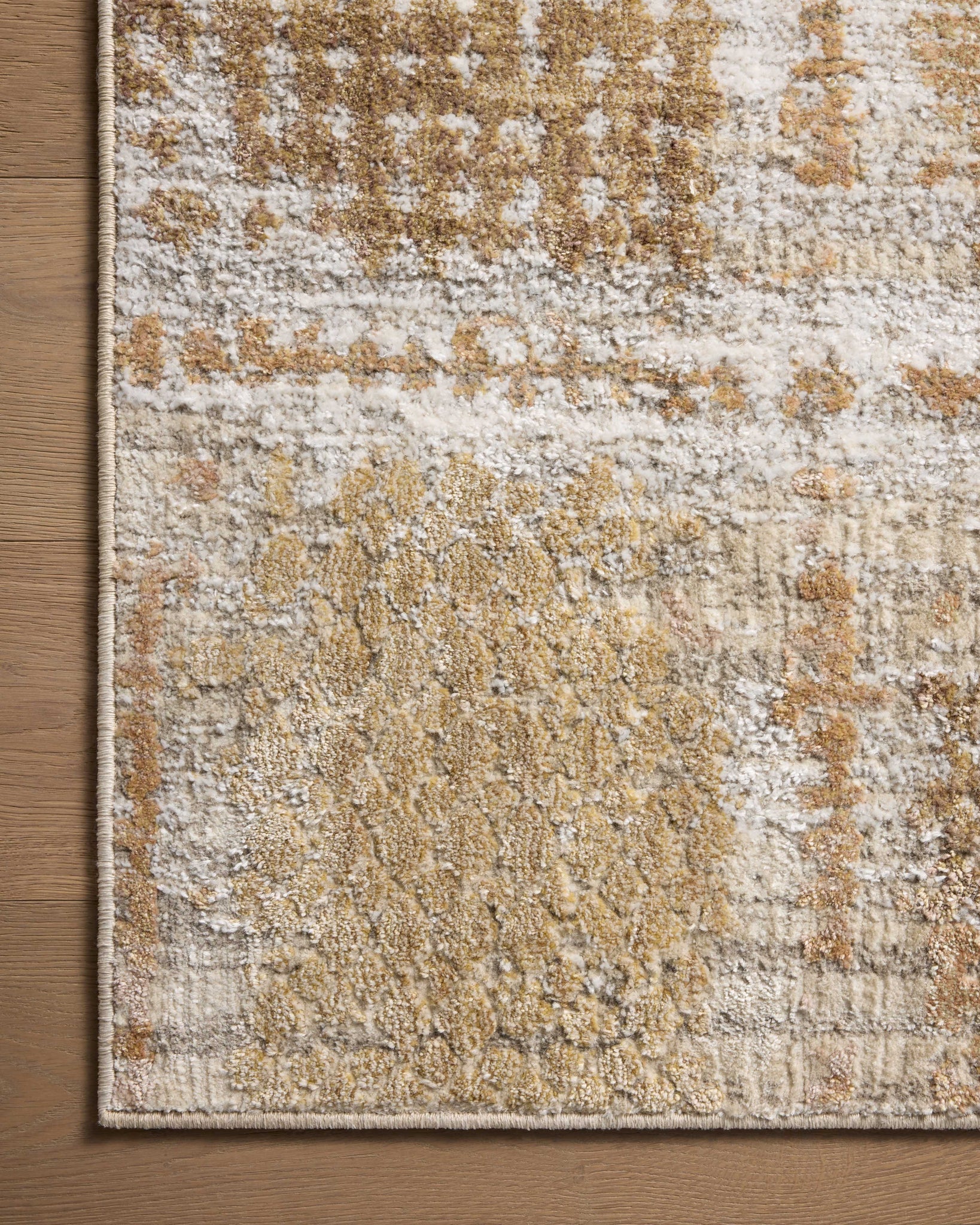 Wyatt Adobe / Dove shown from a different angle to reveal its pattern.