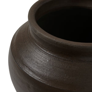 Bondi vase in dark brown ceramic, close-up view highlighting the rim and texture.